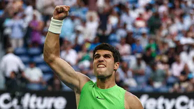 Avustralya Açık'ta, tek erkeklerde ilk finalist İspanyol raket Alcaraz oldu