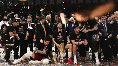 Efeler Ligi’nde şampiyon Ziraat Bankkart