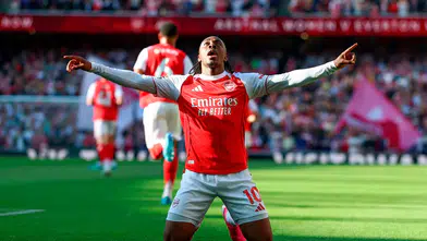 Premier Lig'de nefes kesen yarış: Arsenal koltuğu bırakmıyor