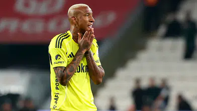 Fenerbahçe'den Süper Lig tarihinde eşi görülmemiş ikincilik serisi