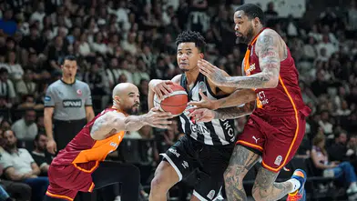 Beşiktaş GAİN, Galatasaray'ı yenerek yarı finale yükseldi