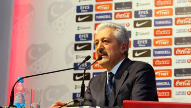 Mehmet Ali Aydınlar, Fenerbahçe başkan adayı olmayacağını açıkladı
