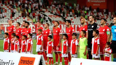 İletişim Başkanlığı'ndan 'İstiklal Marşı kaldırıldı' iddiasına yalanlama