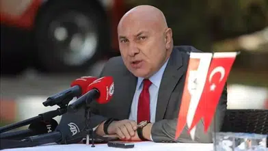 Samsunspor Başkanı Yüksel Yıldırım'dan camiaya kritik çağrı: Kırgınlıkları geride bırakıp kenetlenmeliyiz
