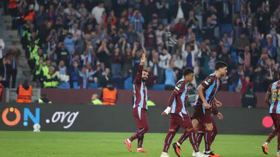 Trabzonspor'dan Avrupa'da tarihi başlangıç: Hearts engelini kayıpsız geçti