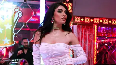 Hazar Ergüçlü tatil karelerini paylaştı