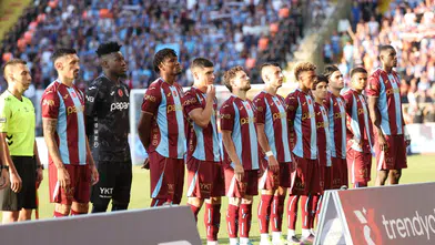 Trabzonspor'da devrim niteliğinde değişim: 15 yeni isim geldi, 23 oyuncuyla yollar ayrıldı