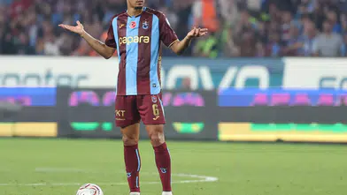 Bordo-mavili orta sahada Fabinho fırtınası: İstatistikleriyle fark yarattı