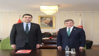 Gelecek Partisi Genel Başkanı Davutoğlu, DP Genel Başkanı Uysal’ı ziyaret etti