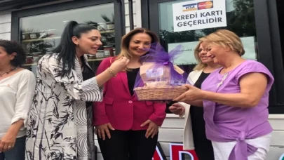 CHP Kadın Kolları Genel Başkanı Nazlıaka, Zonguldak’ta ziyaretlerde bulundu