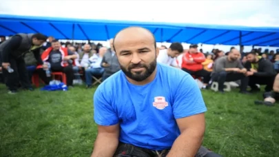 Altın kemerin ebedi sahibi olmak isteyen Orhan Okulu seri başlatmak istiyor