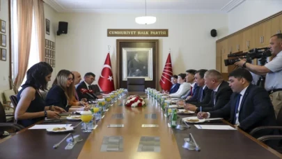 Kırgızistan parlamento heyeti, CHP Grubunu ziyaret etti