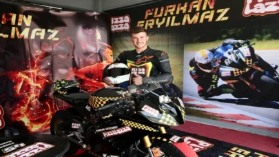 Motosiklet tamirhanesinde dünya şampiyonluğu hayalleri kuruyor