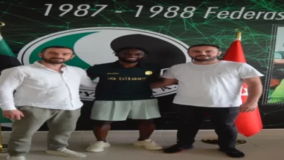 Sakaryaspor, Ganalı defans oyuncusu Isaac Donkor’u kadrosuna kattı