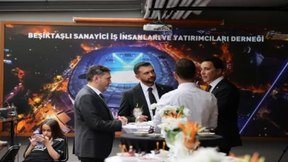 Beşiktaş Kulübü Başkanı Ahmet Nur Çebi, Ankara’da dernek açılışına katıldı