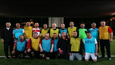 Bakanlar ve AK Parti milletvekilleri, siyasete futbol arası verdi