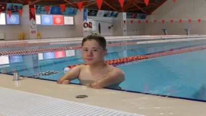 Bedensel engelli yüzücü Muhammet Enes Sarı, milli takımı hedefliyor