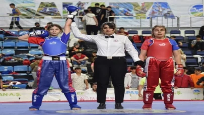 Sakarya’da Okullar Arası Wushu Sanda Türkiye Şampiyonası düzenlendi