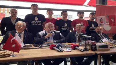 Zafer Partisi Genel Başkanı Özdağ, Aksaray’da gazetecilerle bir araya geldi