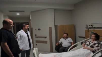 Kalbinde delik olan hasta Türkiye’de ilk kez kullanılan yöntemle ameliyat edildi