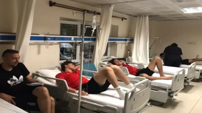 Denizli’de zehirlenme şüphesiyle hastaneye giden futbolcular taburcu edildi