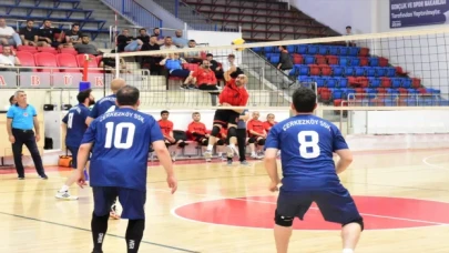İşitme Engelliler Voleybol Erkekler 2. Lig maçları Karabük’te başladı