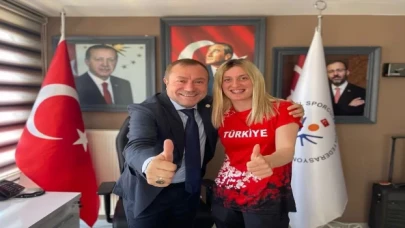 Özel sporcu Fatma Damla Altın, Fransa’da altın madalya kazandı
