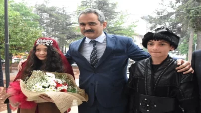 MEB, okullarda ”kültür okuryazarlığı” eğitimi başlatıyor