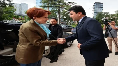 İYİ Parti Genel Başkanı Akşener, DP Genel Başkanı Uysal ile görüştü