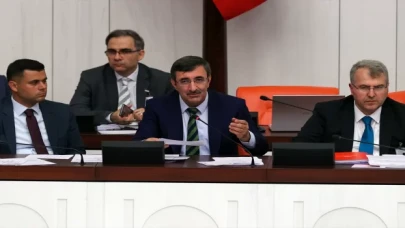 Sağlık çalışanlarının mali haklarının iyileştirilmesini de içeren kanun teklifi Genel Kurulda