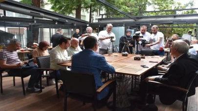 AK Parti Trabzon Milletvekili Salih Cora, gazetecilerle bir araya geldi:
