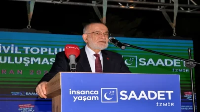 Karamollaoğlu, İzmir’de STK temsilcileri ve iş insanlarıyla bir araya geldi: