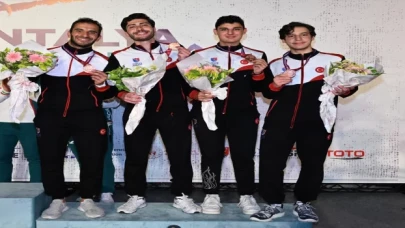 Erkek Kılıç Milli Takımı’ndan tarihi başarı