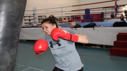 Milli boksörler Akdeniz Oyunları’nda yumruklarını altın madalya için sallayacak