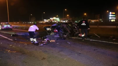 Anadolu Otoyolu’nun Bolu kesimindeki trafik kazasında 2 kişi öldü, 2 kişi yaralandı