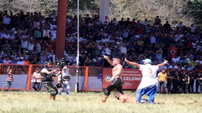 661. Tarihi Kırkpınar Yağlı Güreşleri’nde yarı finalistler belli oldu