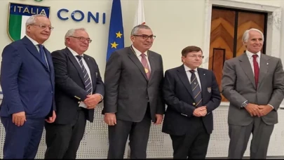 Prof. Dr. Uğur Erdener’e altın madalya ödülü