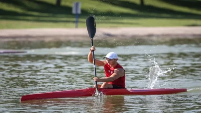 Genç kanocular Dünya Şampiyonası’na Nilüfer Çayı’nda hazırlanıyor