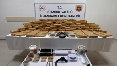 İstanbul’da düzenlenen operasyonda 120 kilogram eroin ele geçirildi