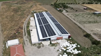 Mandırasının çatısını TKDK desteğiyle güneş enerji santraline dönüştürdü