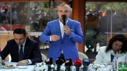 AK Parti Grup Başkanvekili Turan, Çanakkale’de partisinin bayramlaşma törenine katıldı: