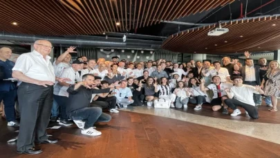 Beşiktaş Başkanı Ahmet Nur Çebi, bayramlaşma töreninde helallik istedi: