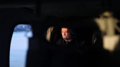 Bakan Akar ve TSK komuta kademesi, Süleyman Şah Türbesi’ni ziyaret etti