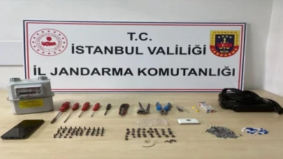 İstanbul’da sayaçlara müdahale ederek kamuyu zarara uğrattıkları iddiasıyla 2 zanlı yakalandı