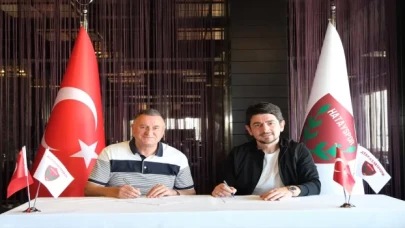 Hatayspor’da sportif direktörlüğe Taner Savut getirildi