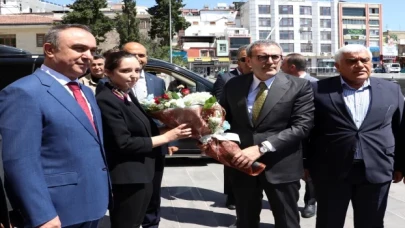 AK Parti Grup Başkanvekili Ünal, Kilis’te çeşitli ziyaretlerde bulundu