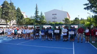 Anadolu Yıldızlar Ligi Tenis Türkiye Finalleri, Manisa’da başladı