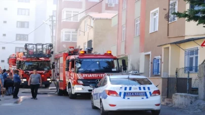 Kartal’da binada çıkan yangın söndürüldü