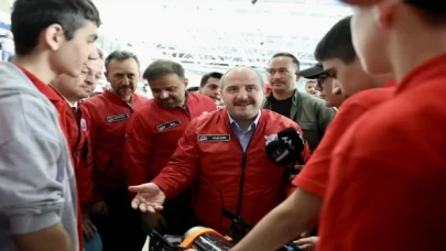 Sanayi ve Teknoloji Bakanı Varank, TEKNOFEST KARADENİZ’i ziyaret etti: