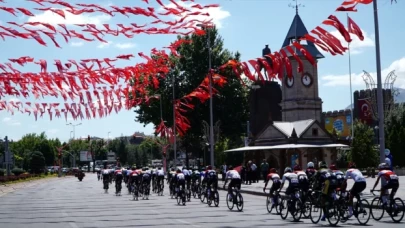Erciyes Uluslararası Yol ve Dağ Bisikleti Yarışları devam ediyor